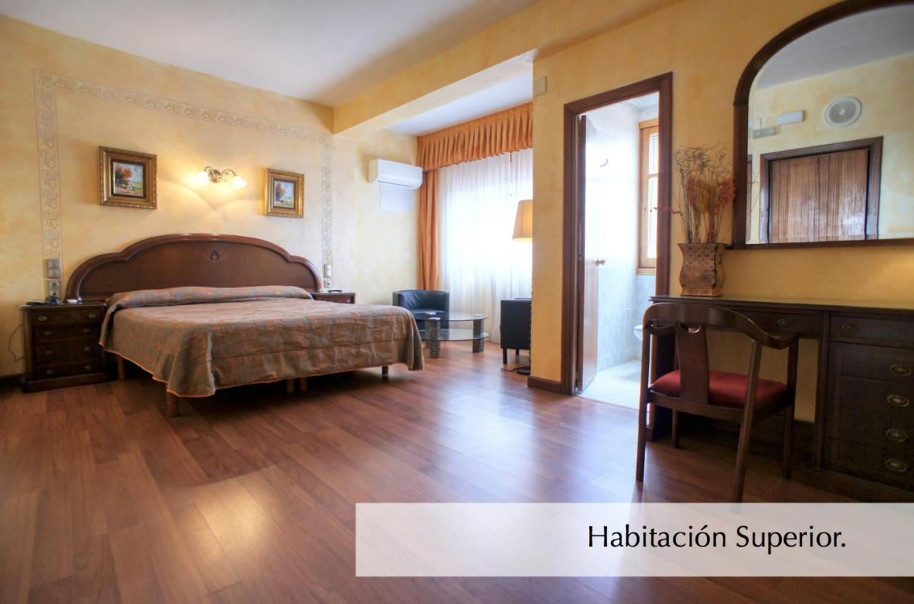 Hotel Montermoso Aranda de Duero Extérieur photo