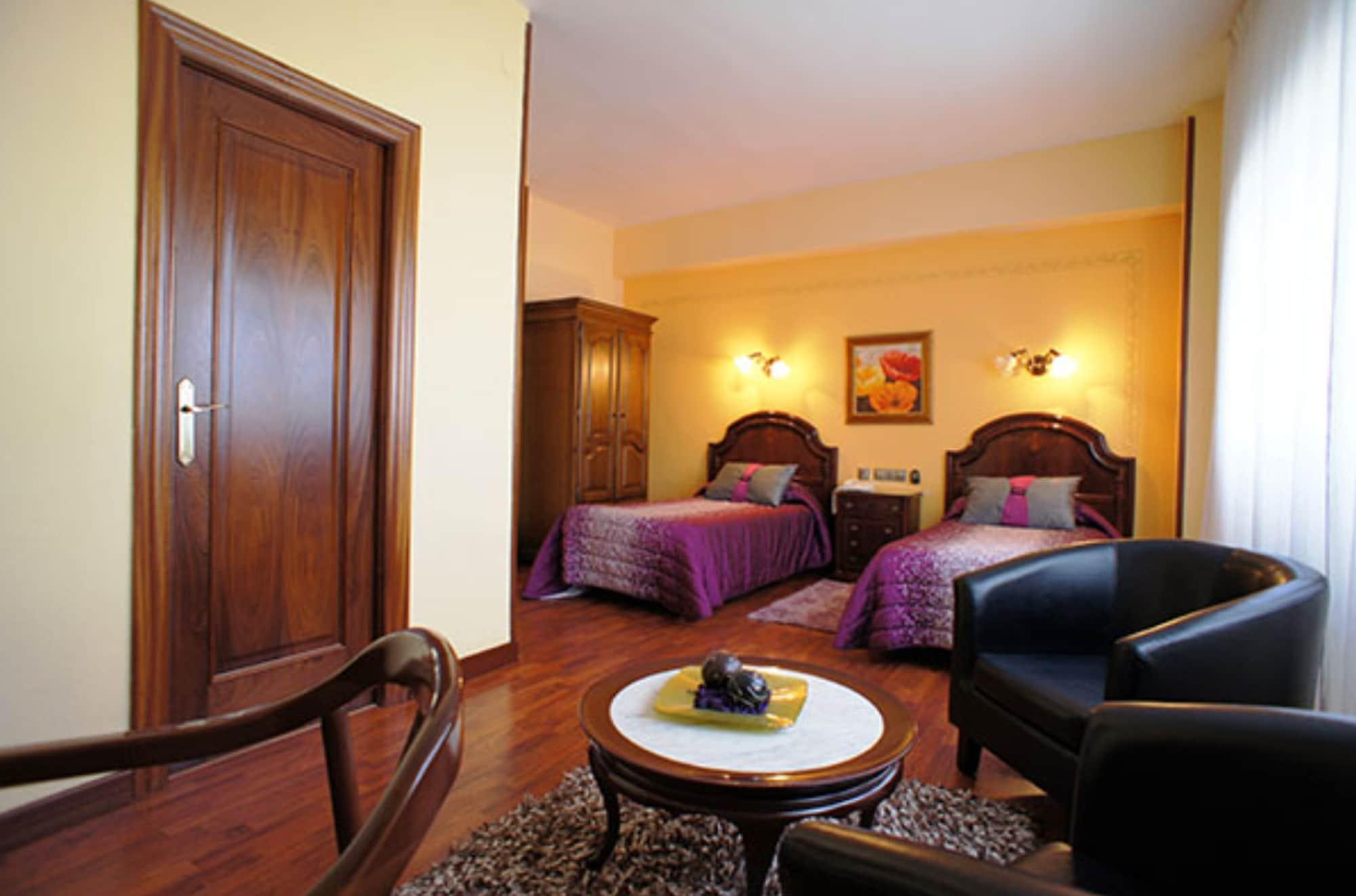 Hotel Montermoso Aranda de Duero Extérieur photo