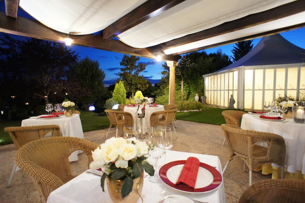 Hotel Montermoso Aranda de Duero Extérieur photo