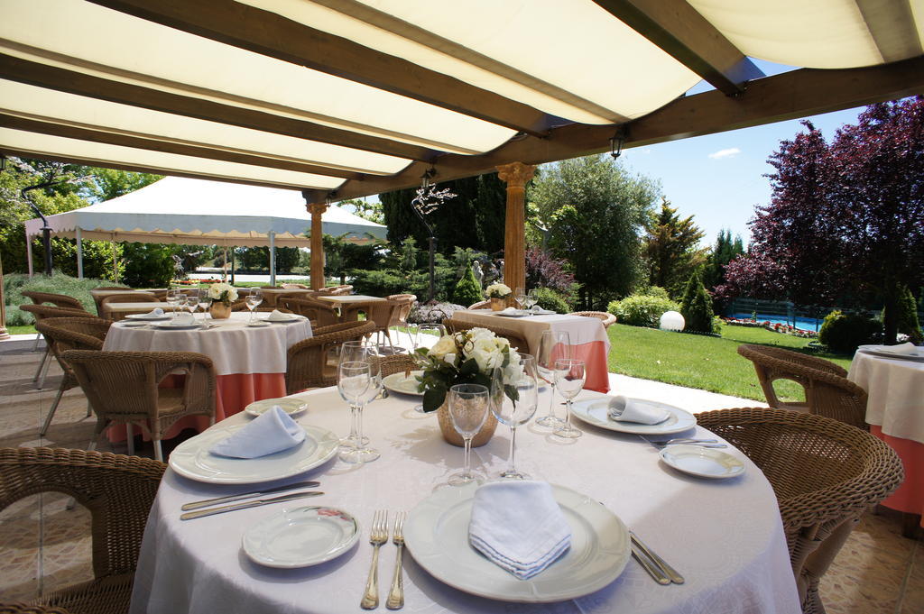 Hotel Montermoso Aranda de Duero Extérieur photo