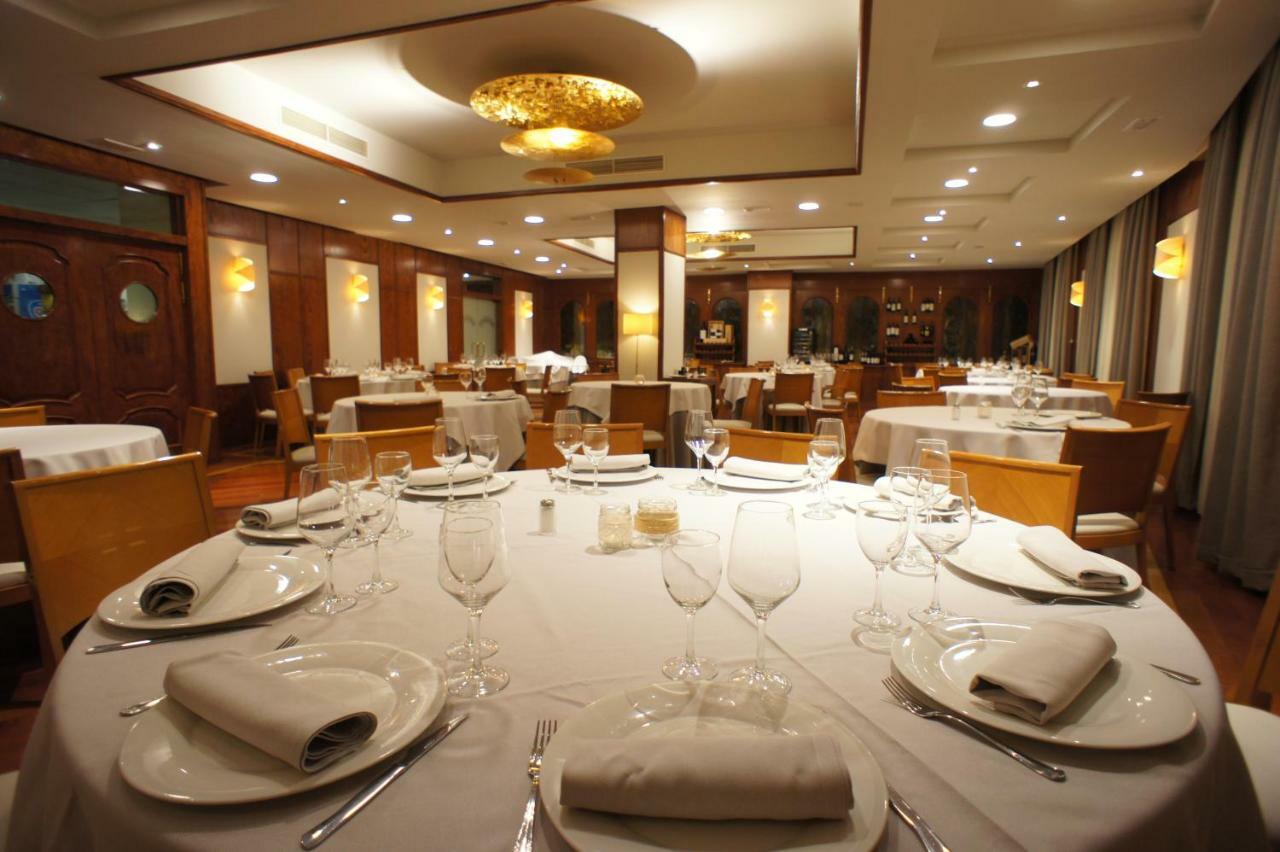 Hotel Montermoso Aranda de Duero Extérieur photo